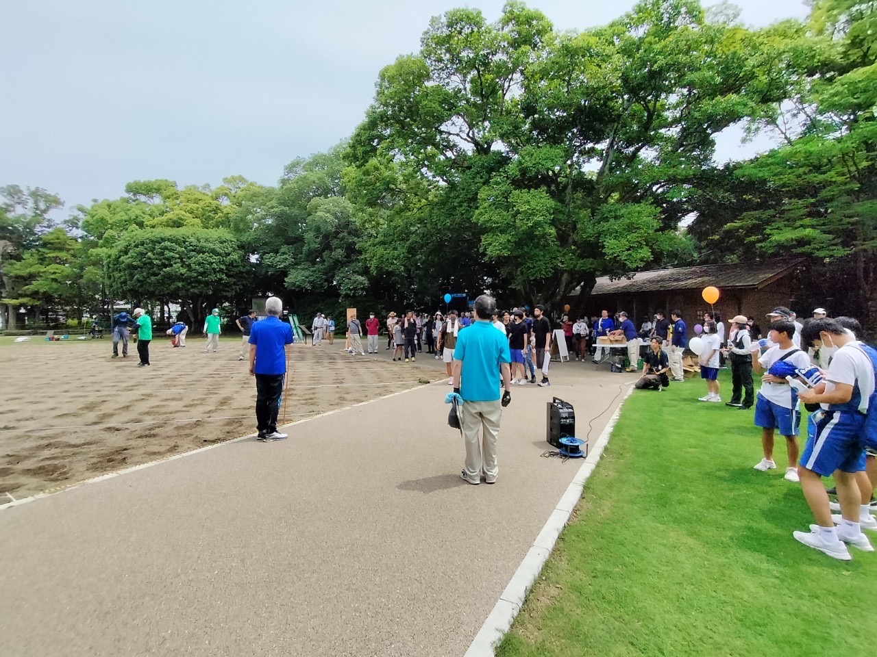 柿田川公園芝生広場に新しい芝生を植えました！